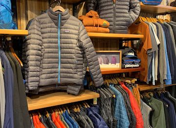 argentina/northern-patagonia/shop/proshop-aventura