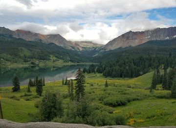 colorado/telluride/shop/telluride-green-room