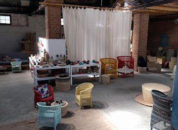 malawi/blantyre/shop/people-of-the-sun