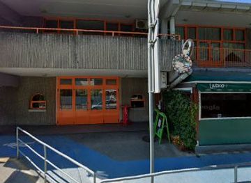 slovenia/portoroz/shop/napoleon-trgovina-in-storitve-d-o-o