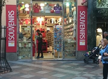 spain/madrid/sol/shop/madrid-souvenirs-gift