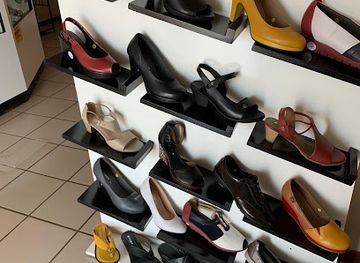 eswatini/manzini/shop/khusiwi-boutique