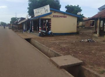 guinea/faranah-region/shop/kevine-boutique