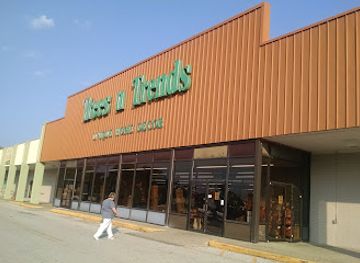 kentucky/henderson/shop/trees-n-trends-henderson-ky