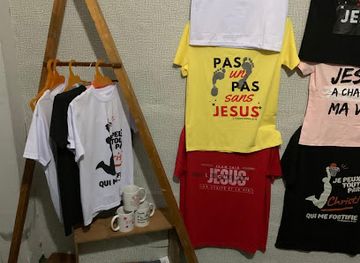 gabon/pongara-national-park/shop/grace-full-gifts