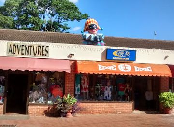 zimbabwe/great-zimbabwe-national-monument/shop/sam-levy-s-village