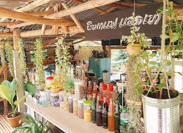 thailand/sai-yok-national-park/shop/chim-ka-fee-lae-phu-khao