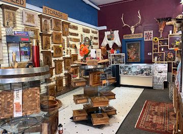 arkansas/eureka-springs/shop/your-wild-wood