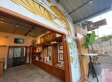 Iguanas Bananas