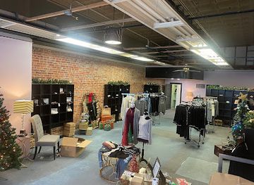 iowa/burlington/shop/traces-boutique