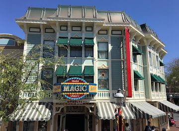 california/anaheim/shop/main-street-magic-shop