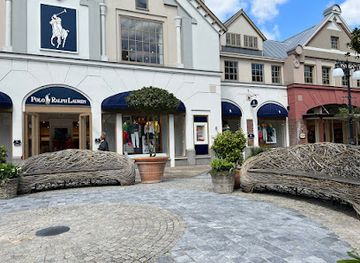 Maasmechelen Village
