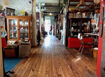 ohio/appalachian-ohio/shop/olde-piano-factory-antique-mall