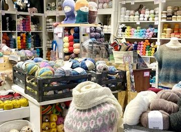 finland/lahti/shop/pitsi-palmikko-avoin-yhtio