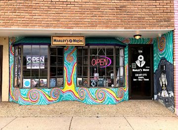 mississippi/biloxi/shop/marley-s-music