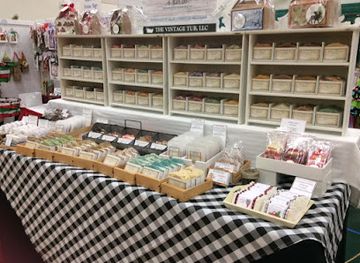 michigan/pere-marquette-state-forest/shop/the-vintage-tub