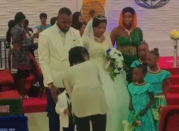 benin/ouidah-beach/shop/topnelly