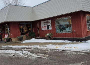 minnesota/lake-of-the-woods/shop/the-plaid-walleye