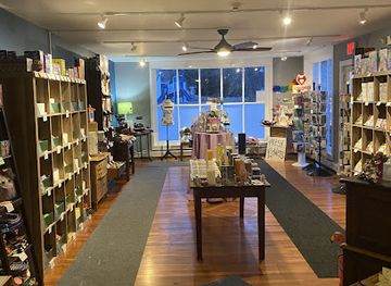 massachusetts/hampshire-county/shop/the-shop-by-only-in-my-dreams-events