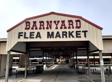 south-carolina/upstate/shop/barnyard-flea-market-greer