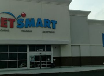 alabama/foley/shop/foley-riviera-square