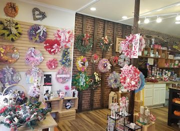 maryland/rocky-gap-state-park/shop/craft-table