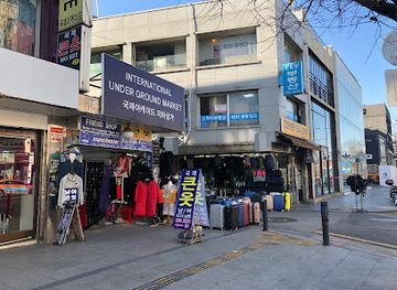 south-korea/seoul/itaewon/shop/international-under-ground-market