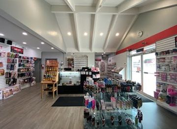 indiana/bloomington/shop/lovers-playground