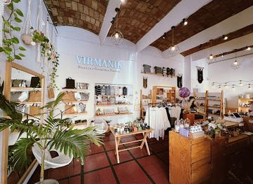 mexico/oaxaca/shop/virmanik-boutique
