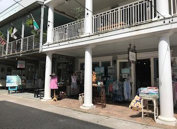 florida/grayton-beach/shop/amore-by-the-sea