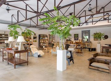 connecticut/bear-mountain/shop/100-main