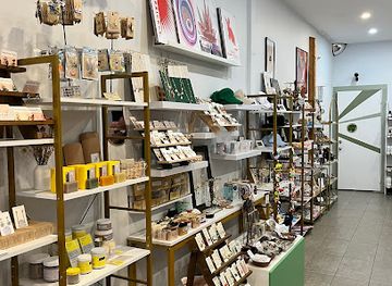 canada/toronto/shop/bazaar-gift-shop