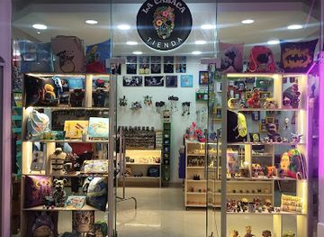 colombia/medellin/shop/la-calaca-tienda