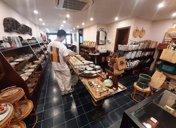 vietnam/hanoi/ba-dinh-district/shop/hanoi-shouten-minimart-gifts