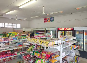 botswana/makgadikgadi-pans/shop/thando-s-supermarket