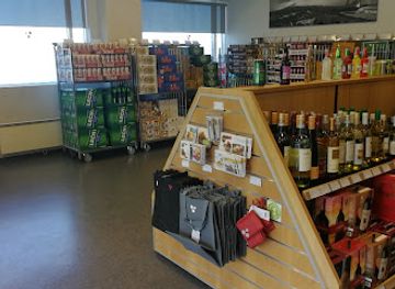 iceland/olafsvik/shop/vinbuoin