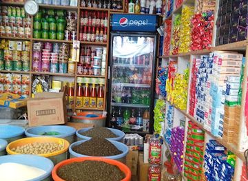 india/pahalgam/shop/shafi-and-sons-meena-bazar-pahalgam
