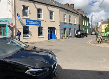 ireland/slea-head-drive/shop/uisce-leather