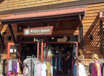 oregon/deschutes-county/shop/west-of-the-moon