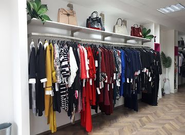 hungary/zalaegerszeg/shop/tanczos-monika-studio