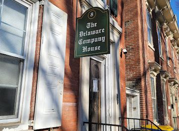 delaware/dover/shop/amp-antiques-and-designs