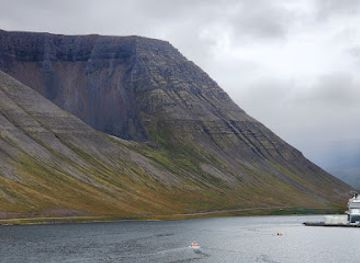 iceland/isafjordur/shop/naustahvilft-the-troll-seat