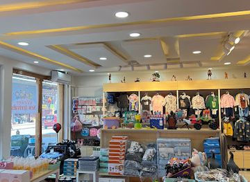 bhutan/paro/shop/3-little-monkeys