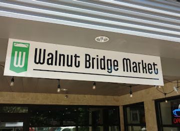 tennessee/chattanooga-riverfront/shop/walnut-bridge-market