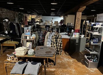 south-dakota/spearfish-canyon/shop/nowhere-women-men-s-apparel