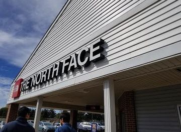 Lighthouse Place Premium Outlets