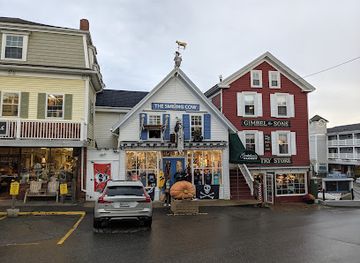 maine/sagadahoc-county/shop/smiling-cow-gift-shop