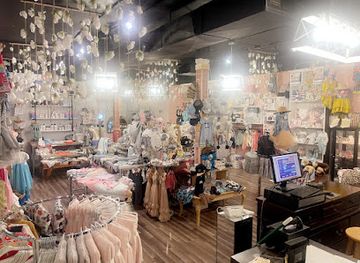 new-mexico/carlsbad/shop/delmonico-s-baby-boutique-amour-llc