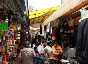 mexico/valley-of-mexico/shop/escomarti-vestidos-comunion-presentacion-pages-bautizo-y-accesorios