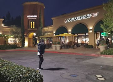 california/irvine/shop/oak-creek-shopping-center